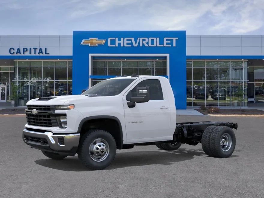 2025 Chevrolet Silverado 3500HD Work Truck photo 1