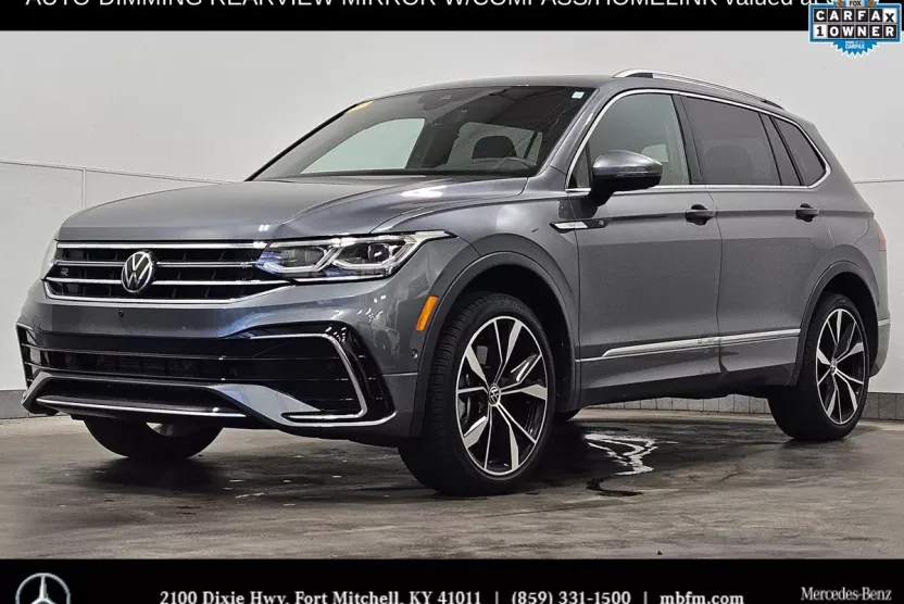 2023 Volkswagen Tiguan SEL R-Line Black photo 1