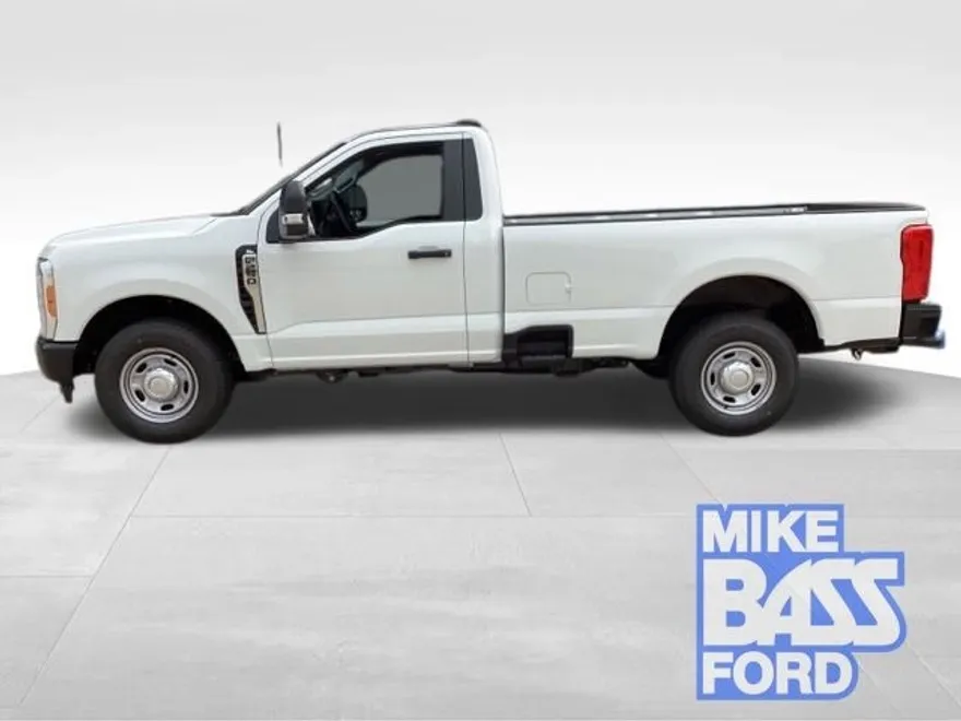 2023 Ford F-250 XL photo 1