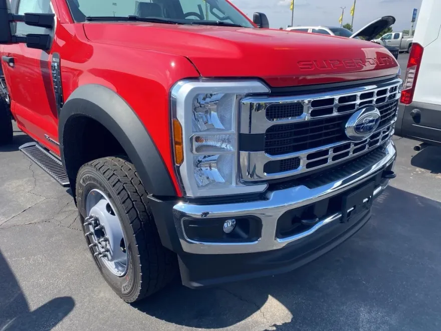 2026 Ford F-600 photo 1