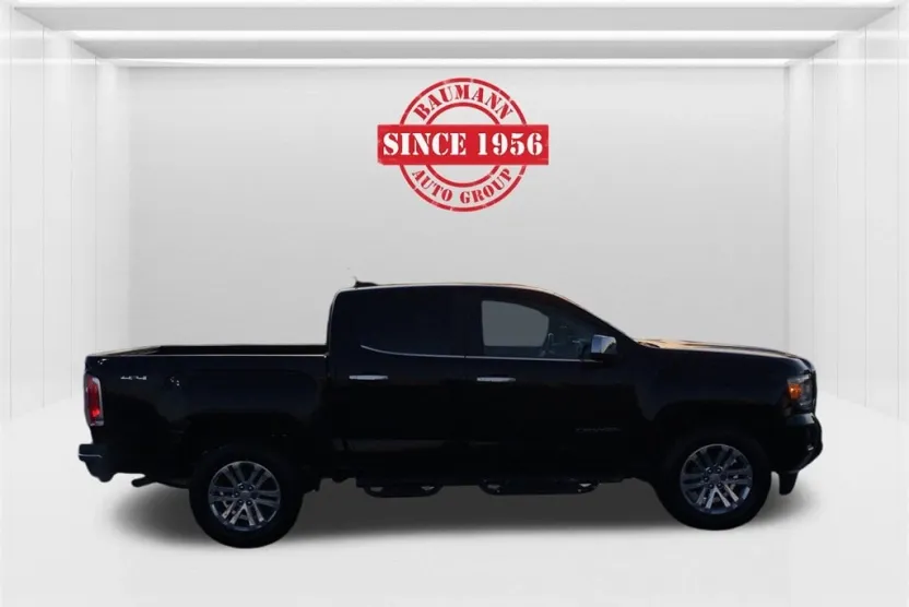 2017 Gmc Canyon SLT photo 1
