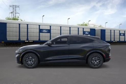 2025 Ford Mustang Mach-E Premium photo 3