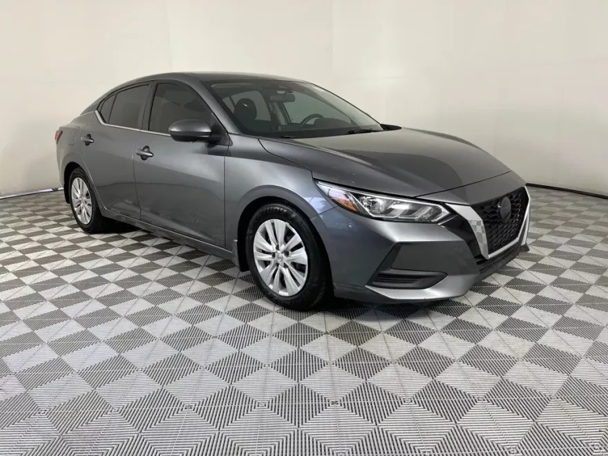 2020 Nissan Sentra S photo 1