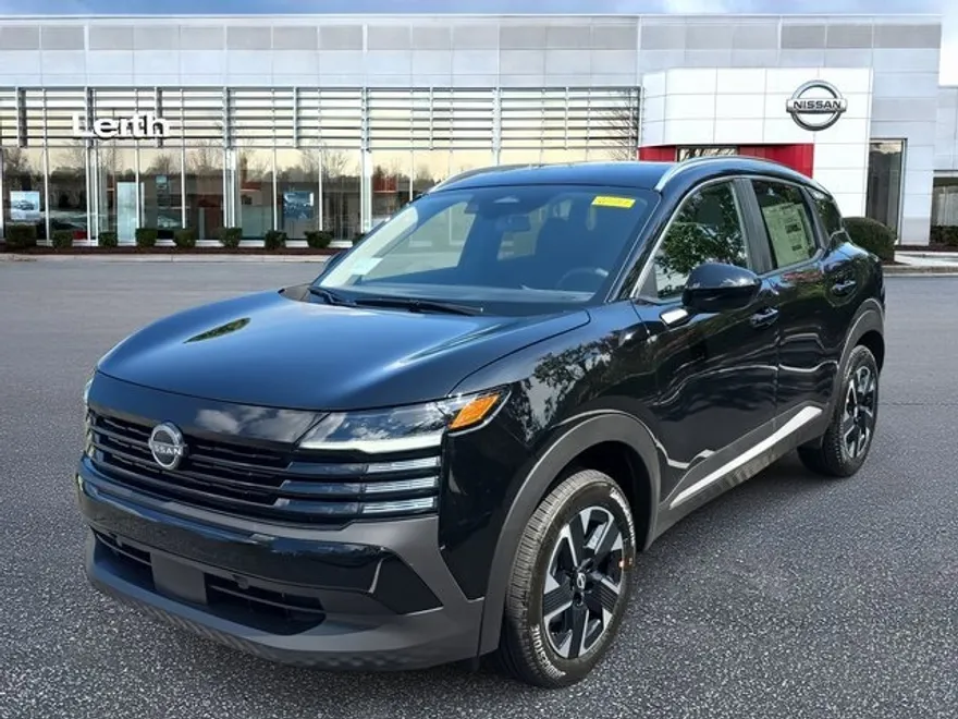 2025 Nissan Kicks SV photo 1
