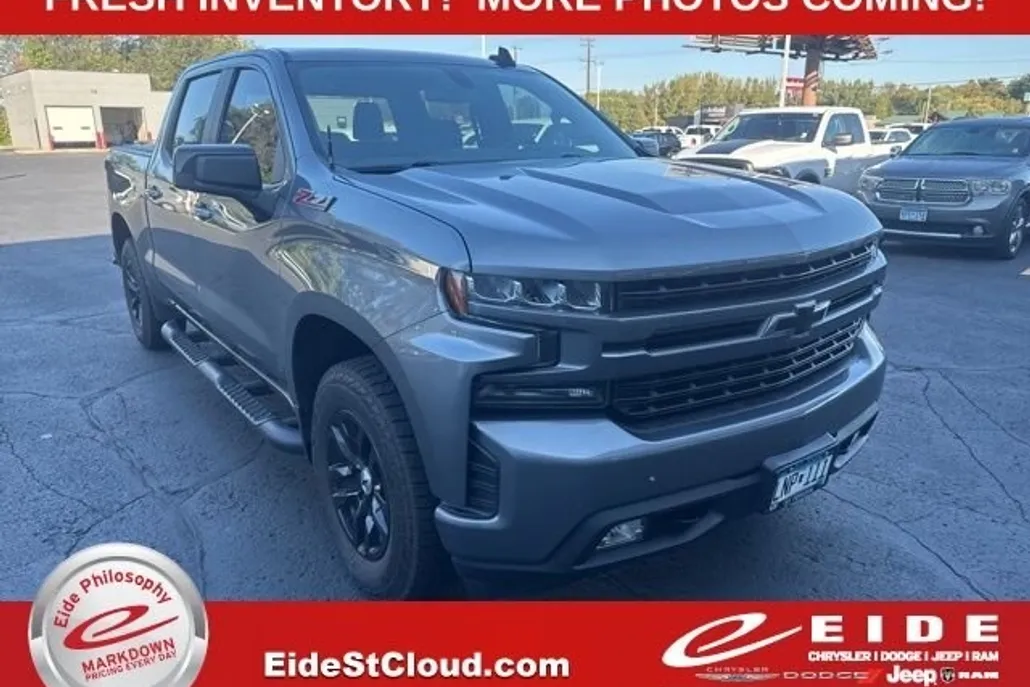 2021 Chevrolet Silverado 1500 RST photo 1