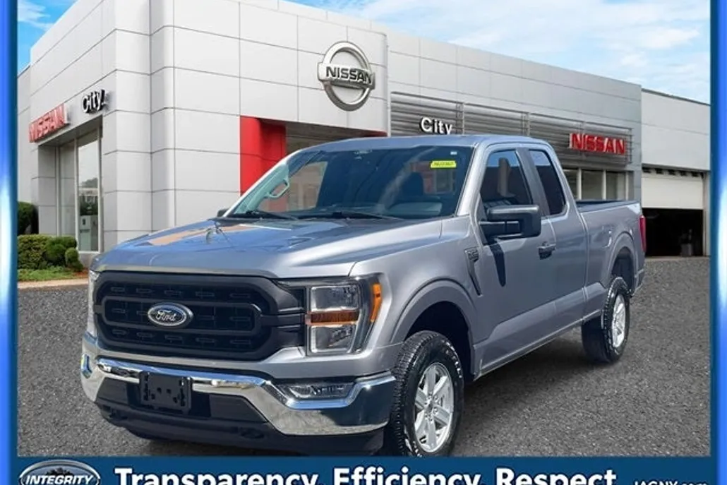 2022 Ford F-150 XL photo 1