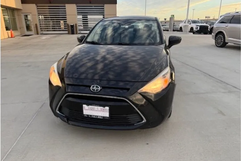 2016 Scion iA Base photo 1