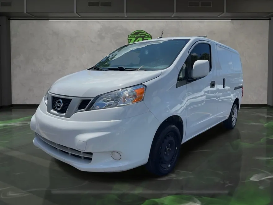 2021 Nissan NV200 SV photo 1