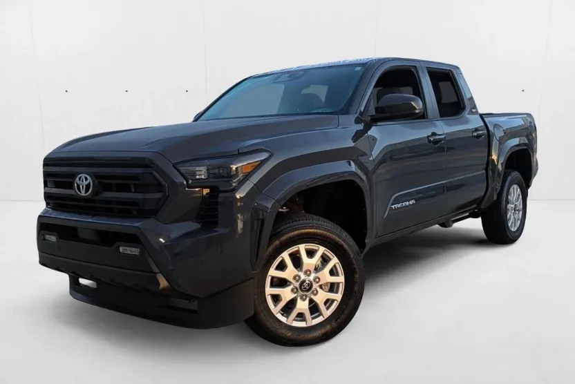 2024 Toyota Tacoma SR5 photo 1