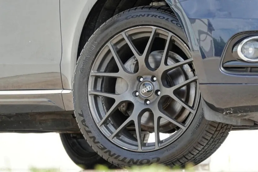2013 Audi Q5 2.0T Premium Plus photo 1