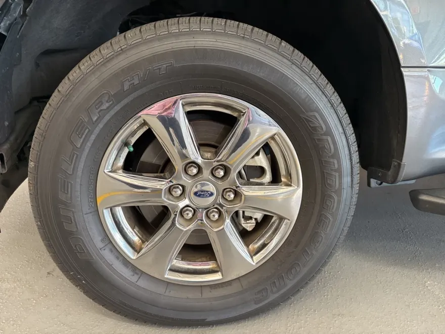 2020 Ford F-150 XLT photo 1
