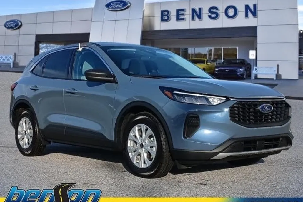 2024 Ford Escape Active photo 1