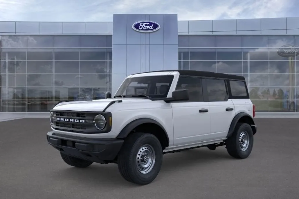 2025 Ford Bronco Base photo 1