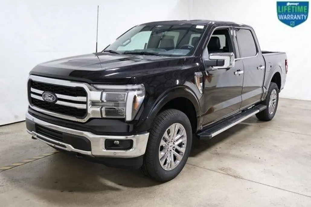 2025 Ford F-150 Lariat photo 1