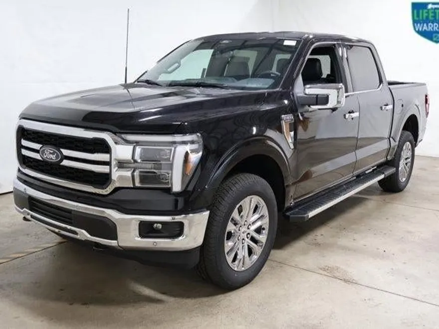 2025 Ford F-150 Lariat photo 1