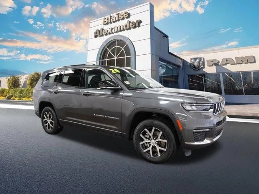 2024 Jeep Grand Cherokee Limited photo 1