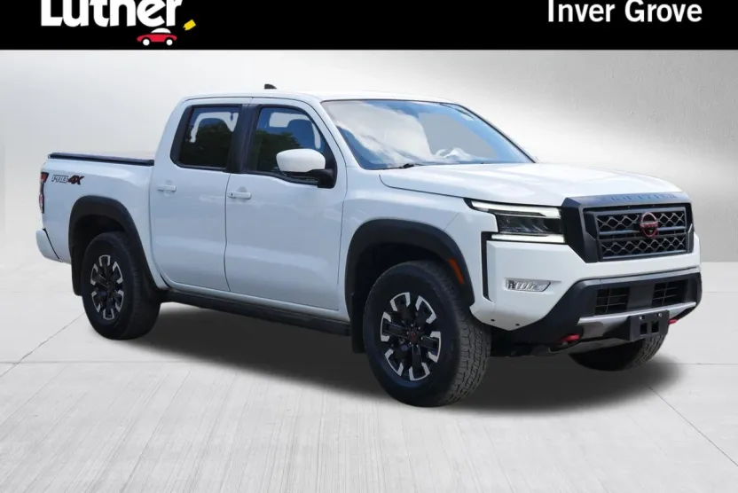 2022 Nissan Frontier PRO-4X photo 1
