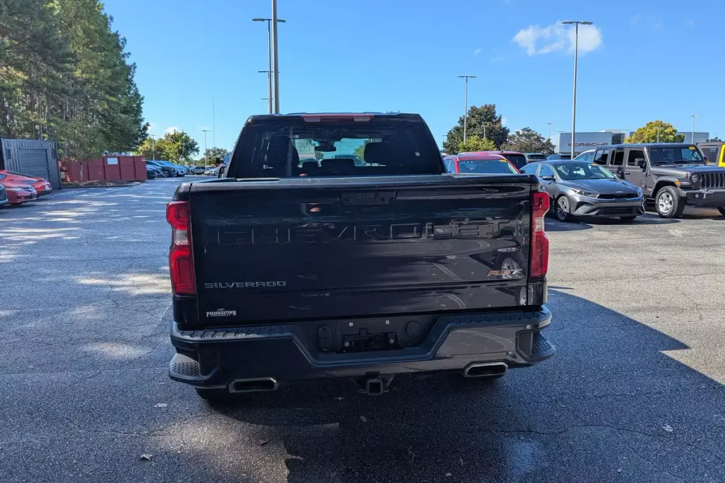 2023 Chevrolet Silverado 1500 RST photo 1