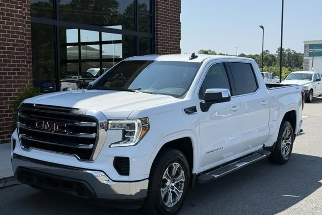 2021 Gmc Sierra 1500 SLE photo 1