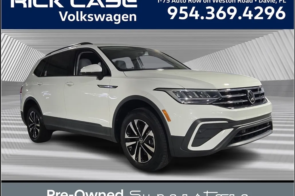 2022 Volkswagen Tiguan S photo 1