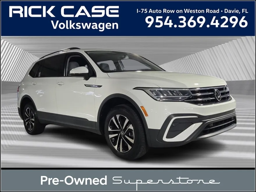2022 Volkswagen Tiguan S photo 1