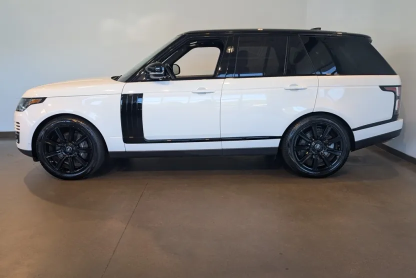 2020 Land Rover Range Rover HSE photo 1