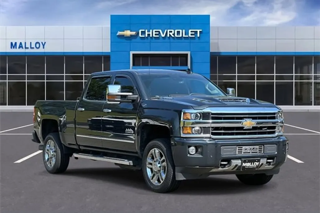 2019 Chevrolet Silverado 2500HD High Country photo 1