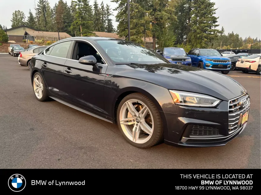 2018 Audi A5 Premium Plus photo 1