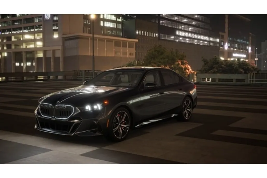 2026 Bmw 550e 550e xDrive photo 1