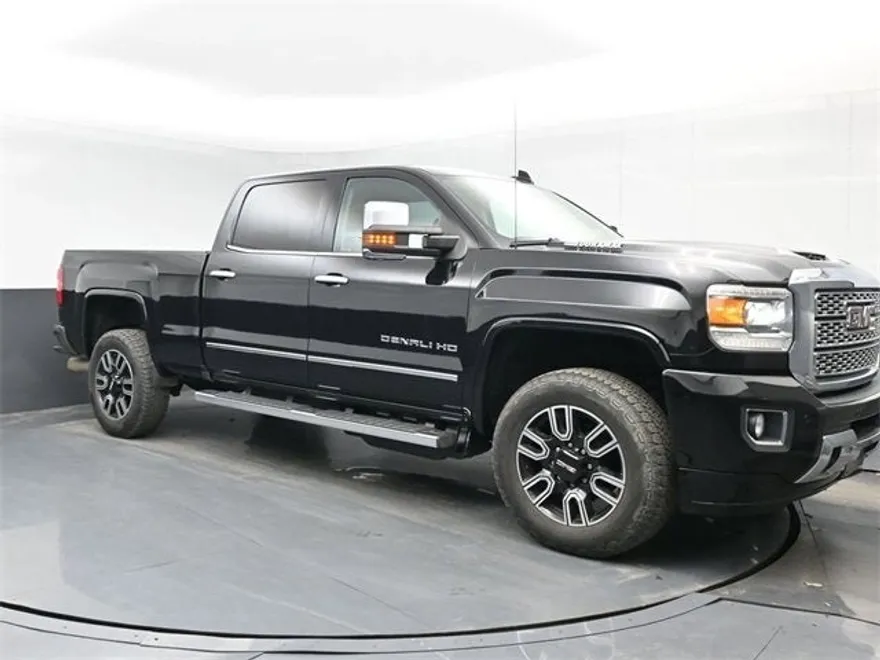 2019 Gmc Sierra 3500 HD Denali photo 1
