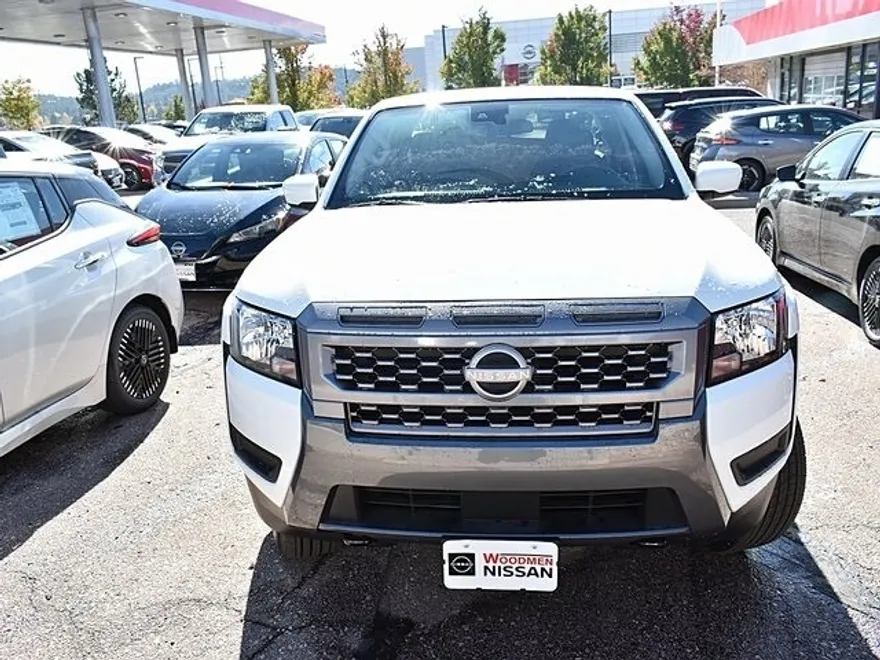2025 Nissan Frontier SV photo 1