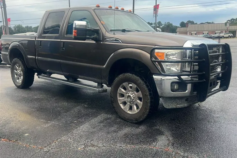 2016 Ford F-250 XLT photo 1