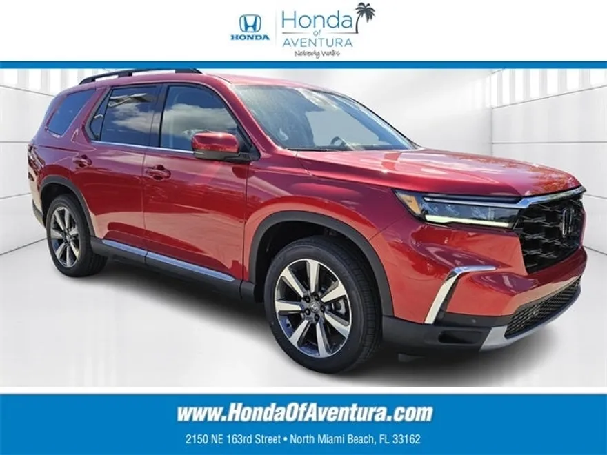 2025 Honda Pilot Touring photo 1