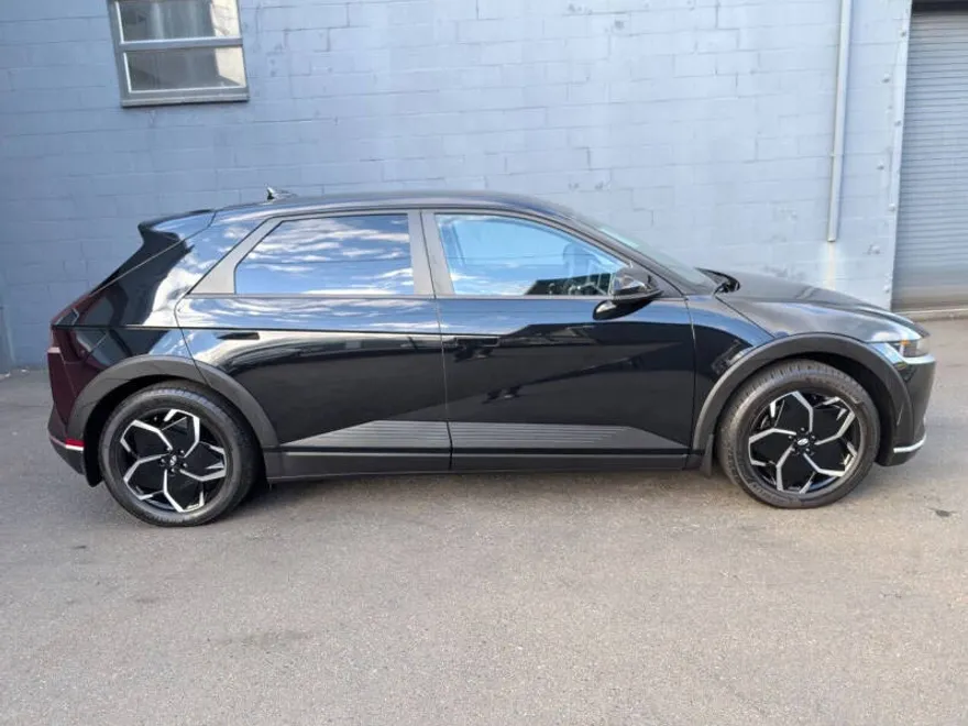 2023 Hyundai Ioniq 5 SEL photo 1