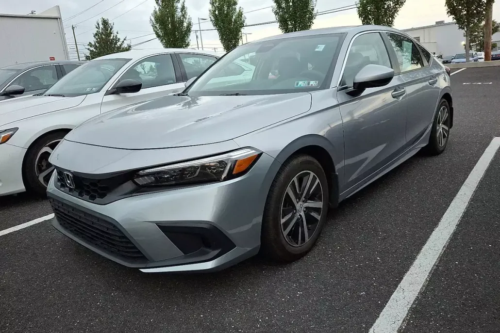 2023 Honda Civic Hatchback LX photo 1