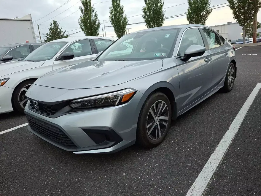 2023 Honda Civic Hatchback LX photo 1