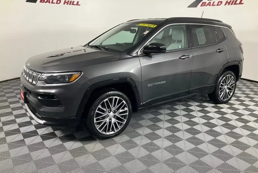 2022 Jeep Compass Limited photo 1