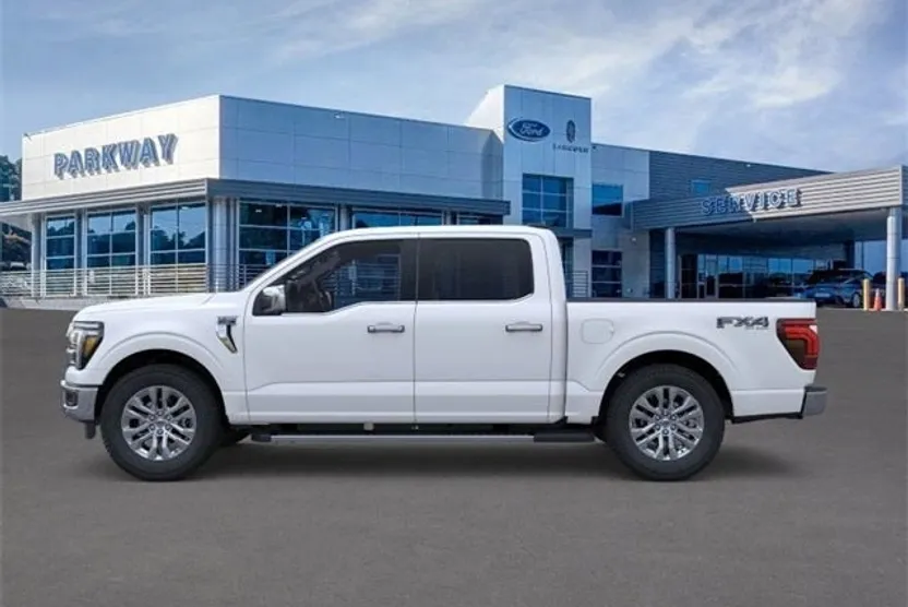 2025 Ford F-150 Lariat photo 1