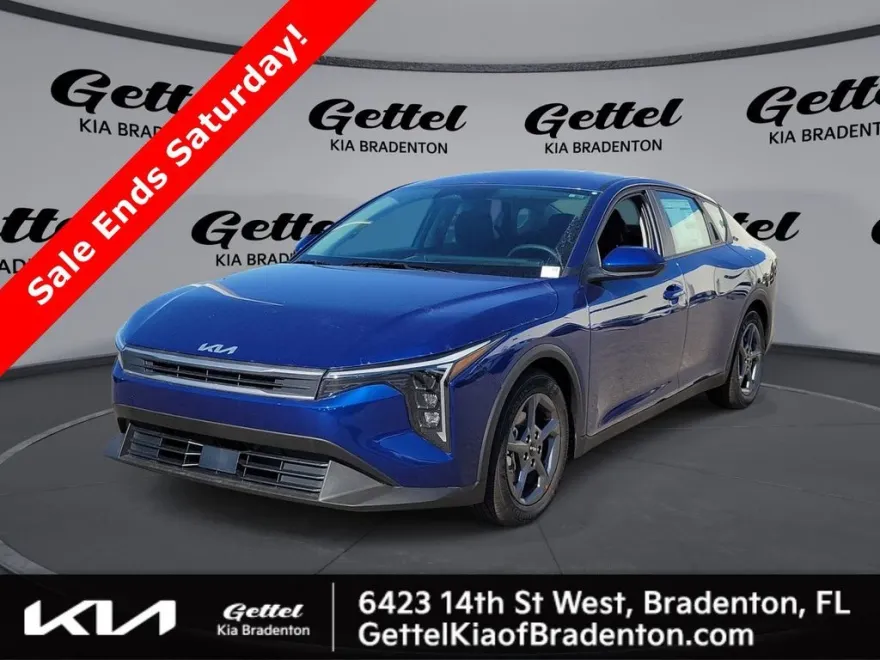 2025 Kia K4 LXS photo 1