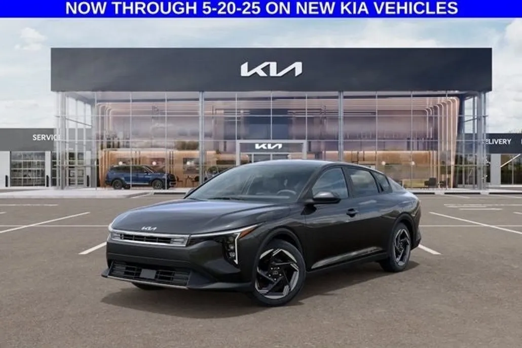 2025 Kia K4 EX photo 1