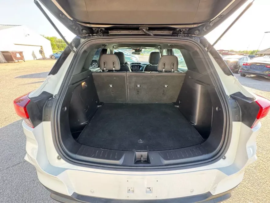 2021 Chevrolet Trailblazer RS photo 1