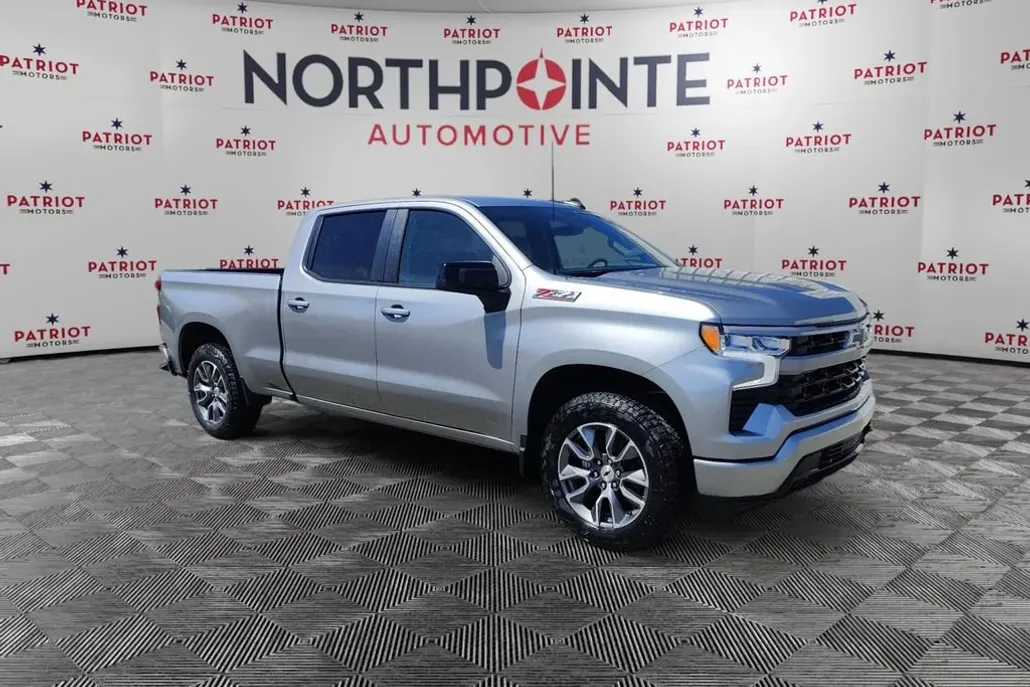 2025 Chevrolet Silverado 1500 RST photo 1