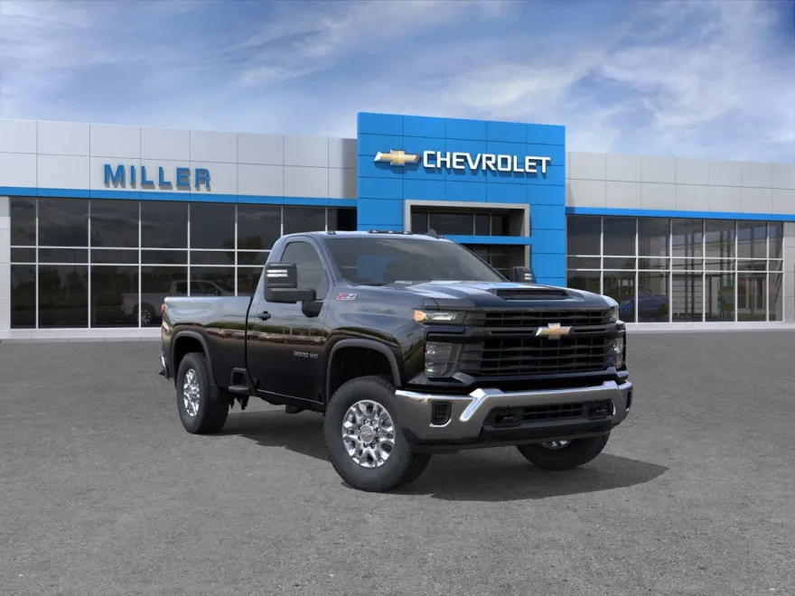 2026 Chevrolet Silverado 3500HD photo 1