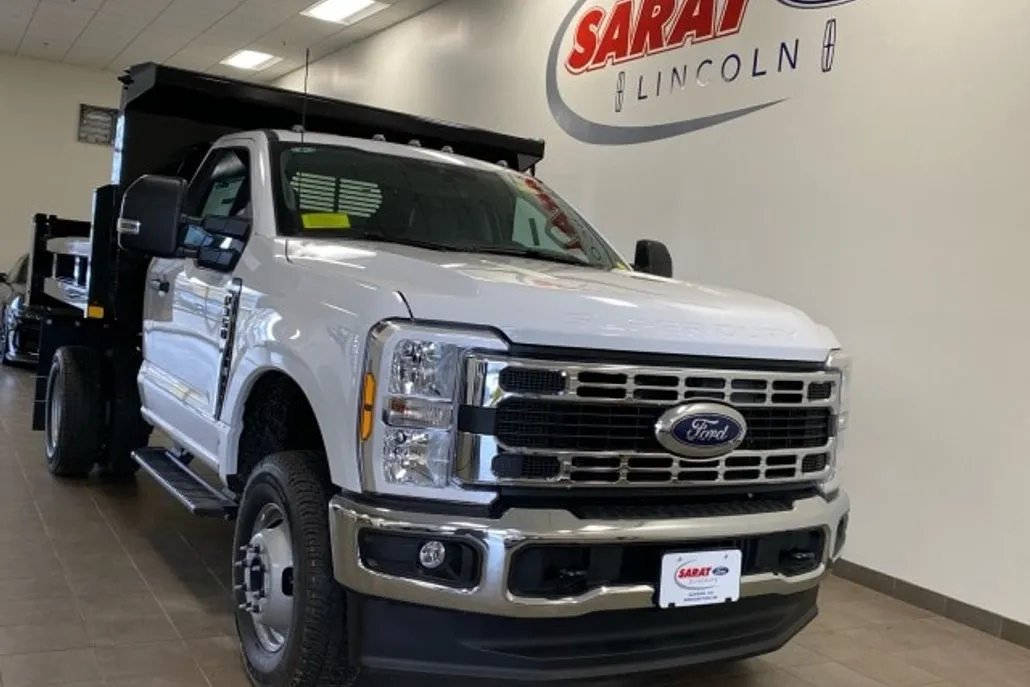 2024 Ford F-350 XL photo 1