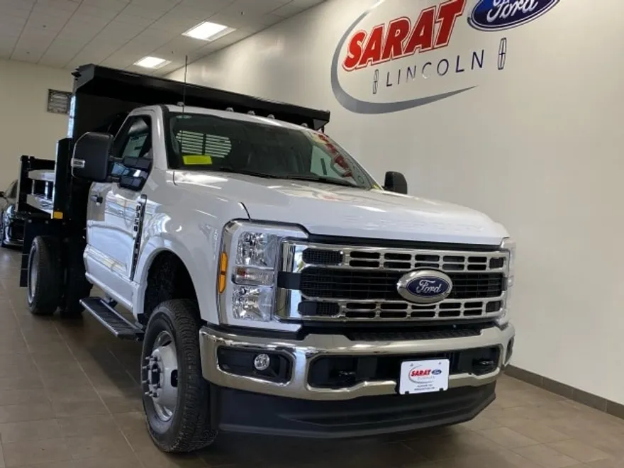 2024 Ford F-350 XL photo 1