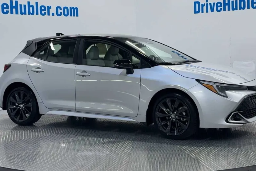 2025 Toyota Corolla XSE photo 1