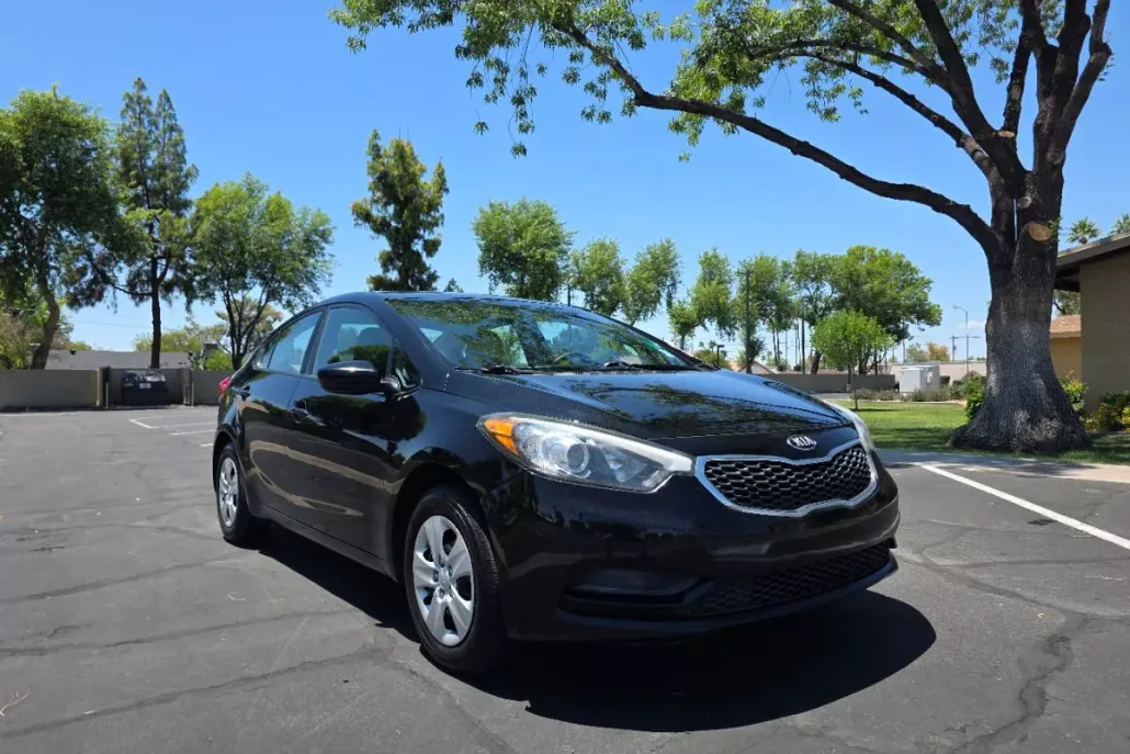 2015 Kia Forte LX photo 1