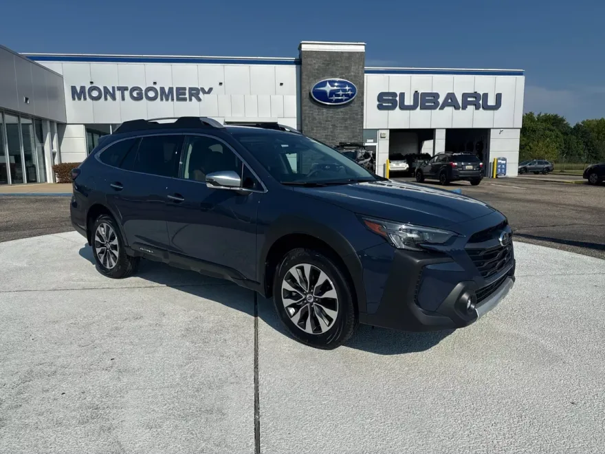 2025 Subaru Outback Touring XT photo 1