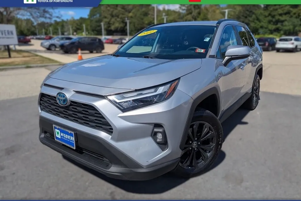 2022 Toyota RAV4 Hybrid XLE Premium photo 1