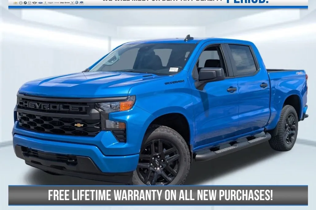 2025 Chevrolet Silverado 1500 Custom photo 1